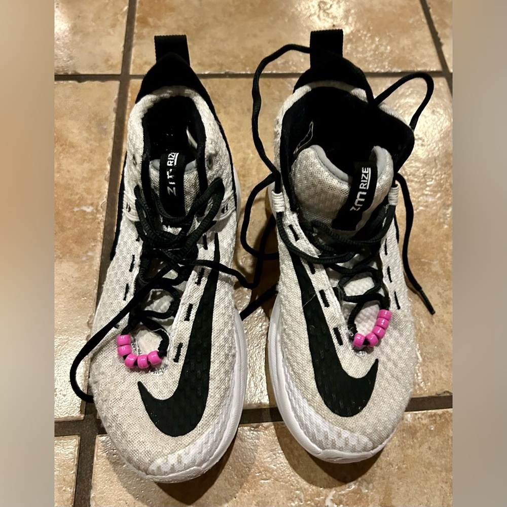 Nike Zoom Rize TB Men’s Basketball 🏀 Shoe-Size 6 Men’s/Size 7.5 Women’s